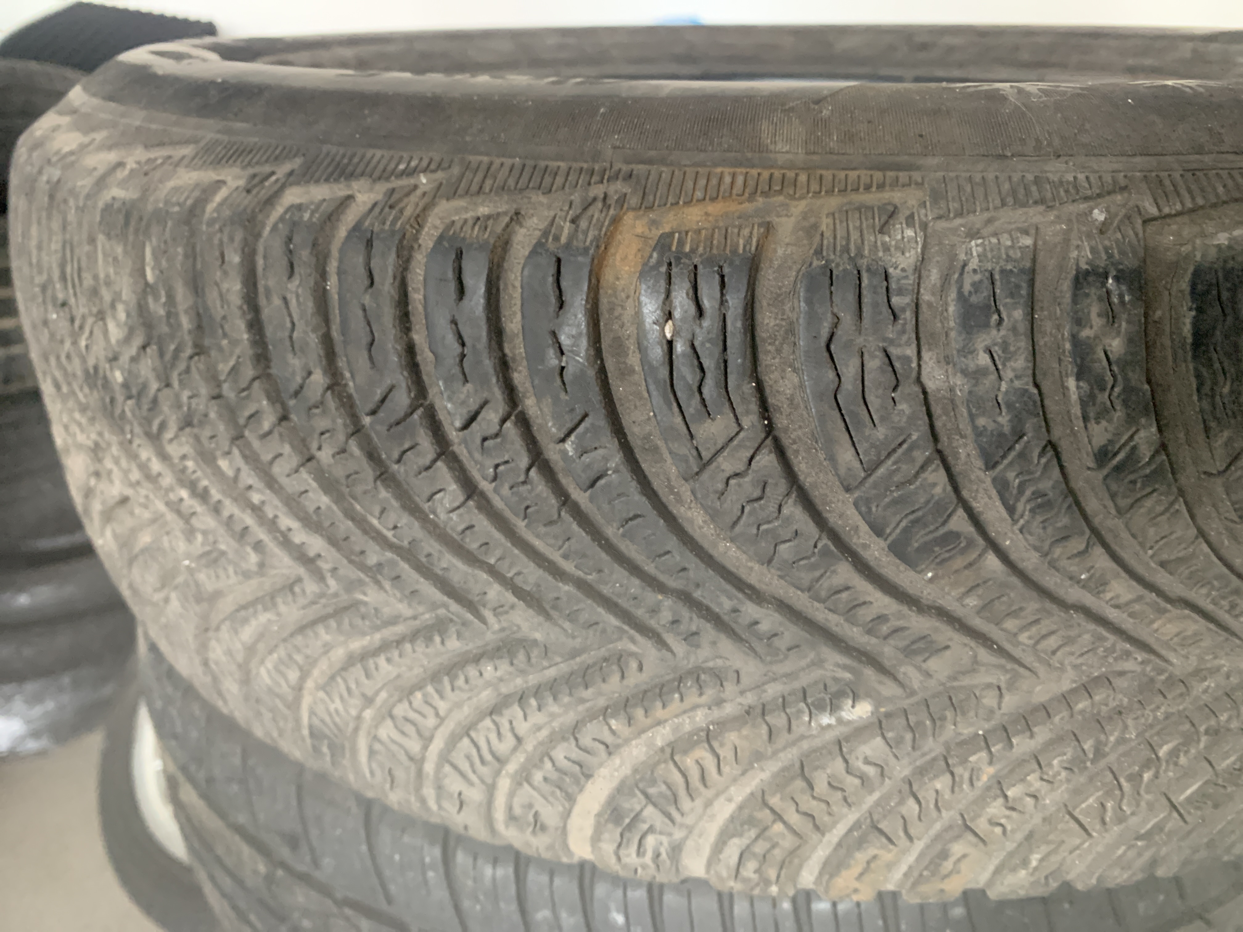 Michelin  195/65R15 winterband