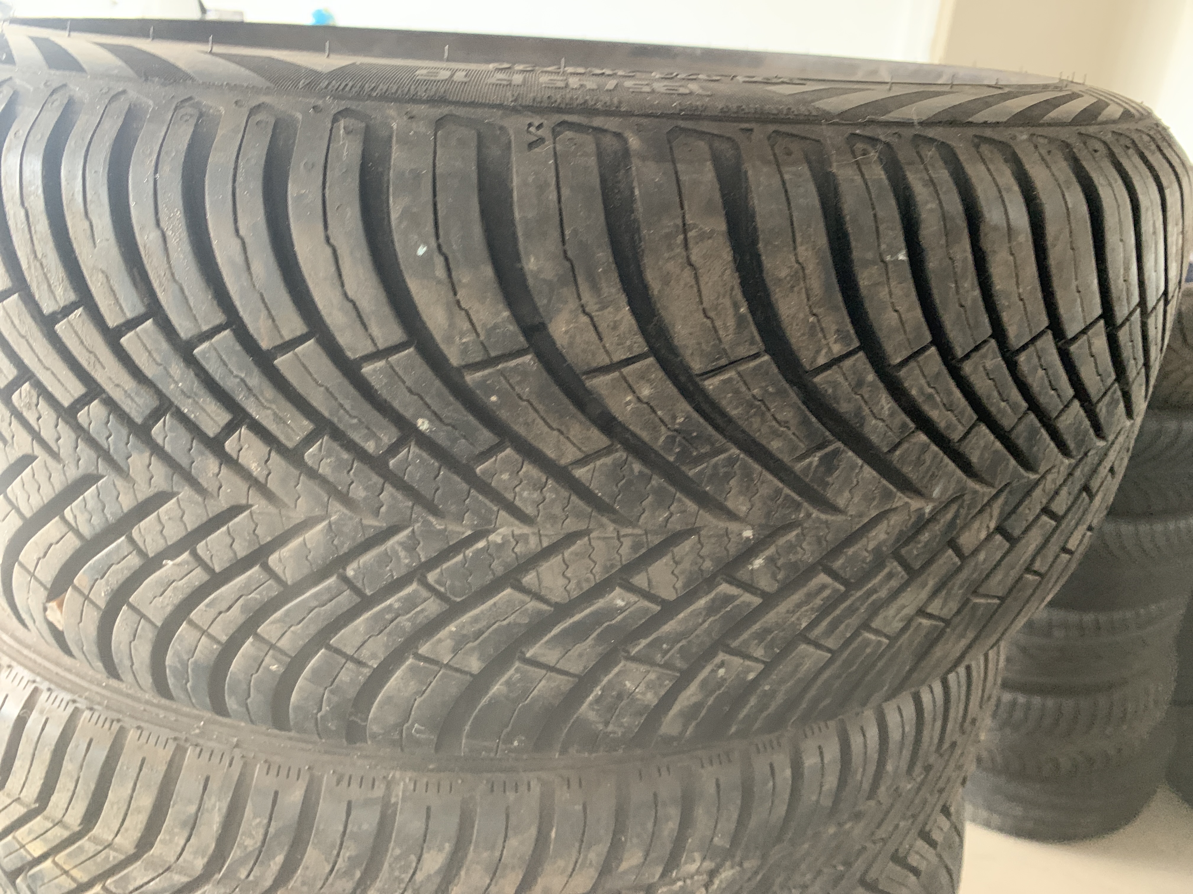 Vredestein  195/45R16 winterband