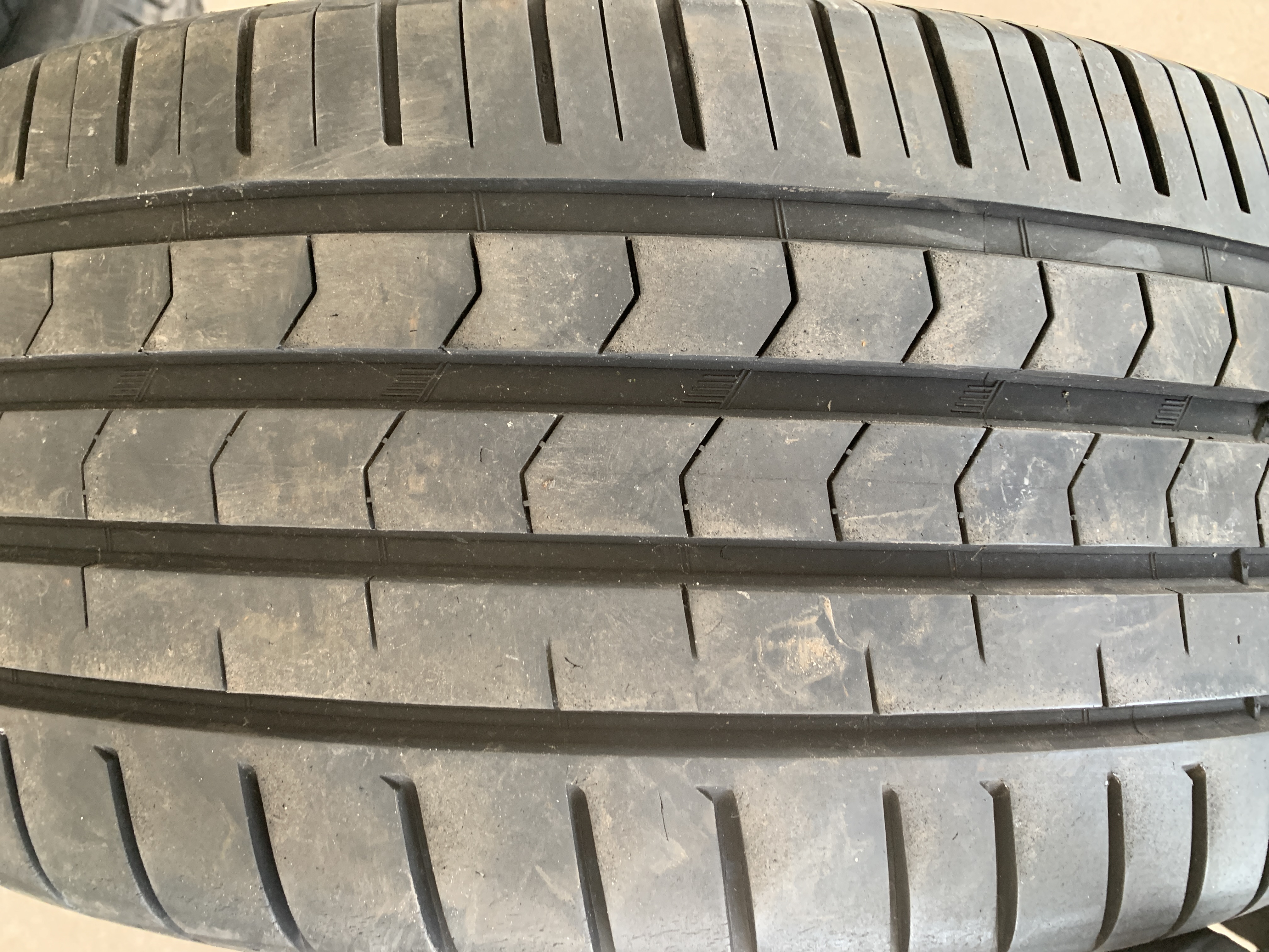 Vredestein  225/45R17 all-season band